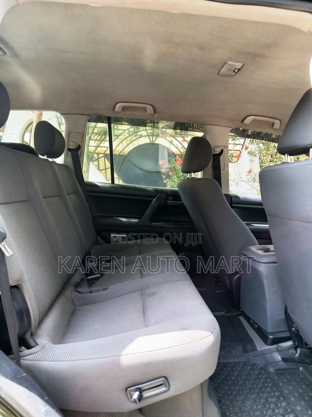 Toyota Land Cruiser 2016 Gray
