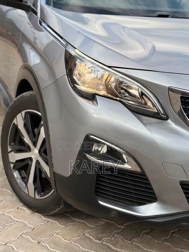 Peugeot 3008 2018 Silver