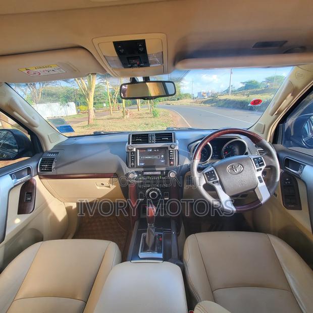 Toyota Land Cruiser Prado SV Premium 2015 Black