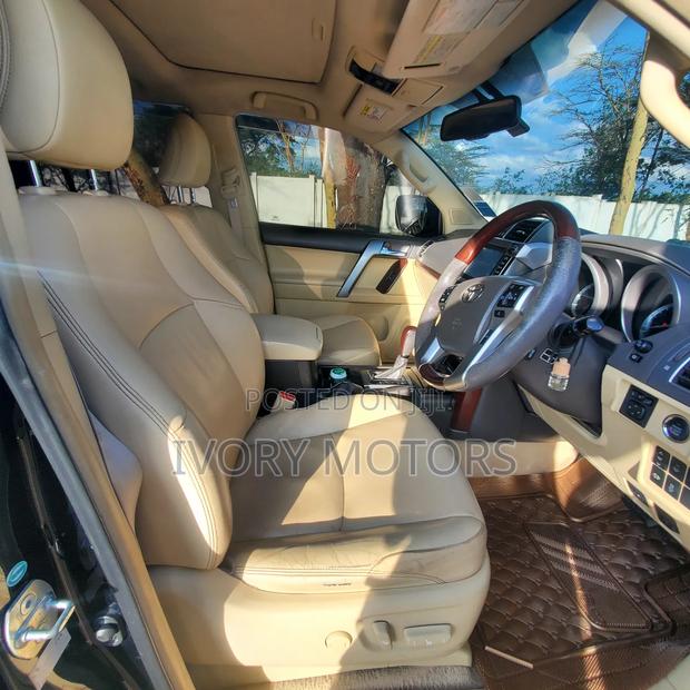 Toyota Land Cruiser Prado SV Premium 2015 Black