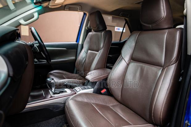 Toyota Fortuner 2.8 D AWD 2019 Blue