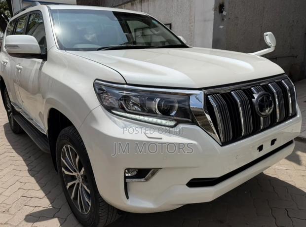 Toyota Land Cruiser Prado 2021 Pearl
