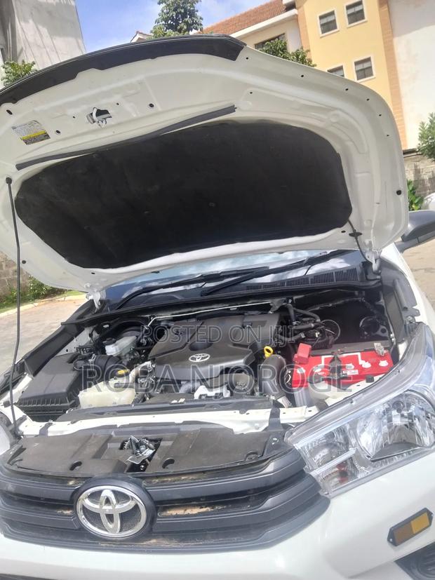 Toyota Hilux Revo Single Cab Deisel 2.4 RWD 2022 Off white
