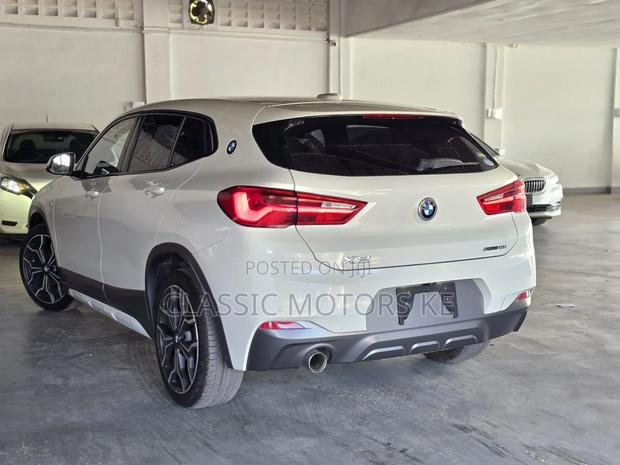 BMW X2 sDrive28i 2019 White