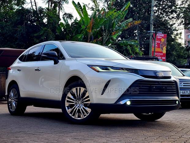 Toyota Harrier 2.0 2020 White