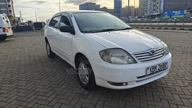 Toyota Corolla Sedan 2003 White
