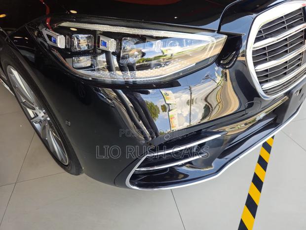 Mercedes-Benz S-Class 2022 Black