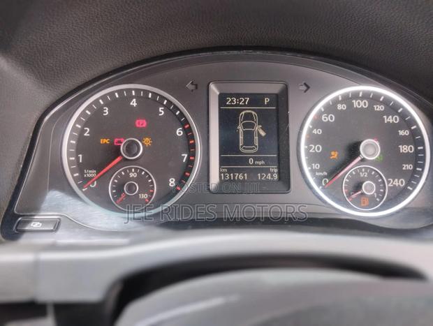 Volkswagen Tiguan S Automatic 2011 Black