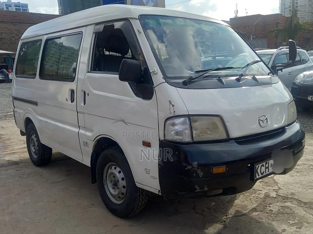 Mazda B-series 2005 White