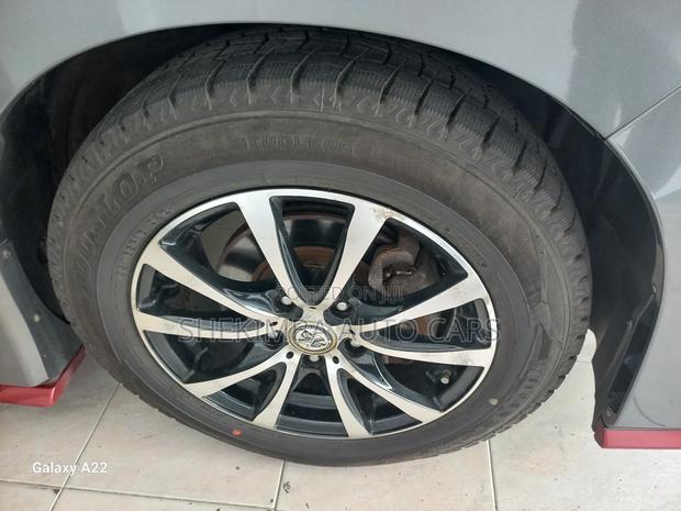 Nissan Serena 2019 Gray