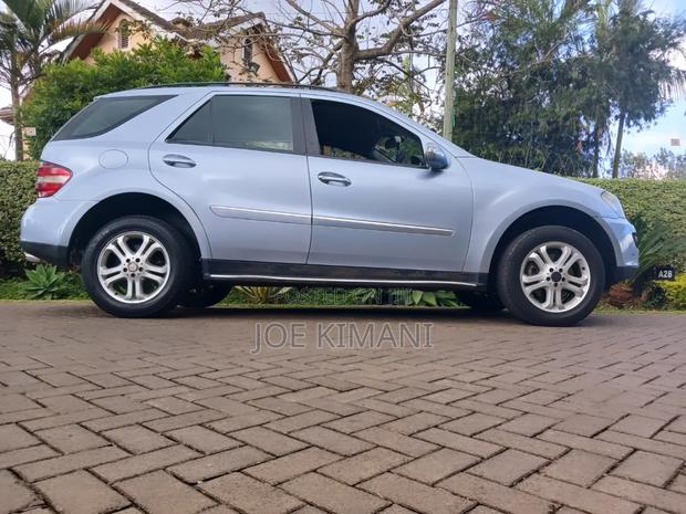 Mercedes-Benz M Class 2007 Blue