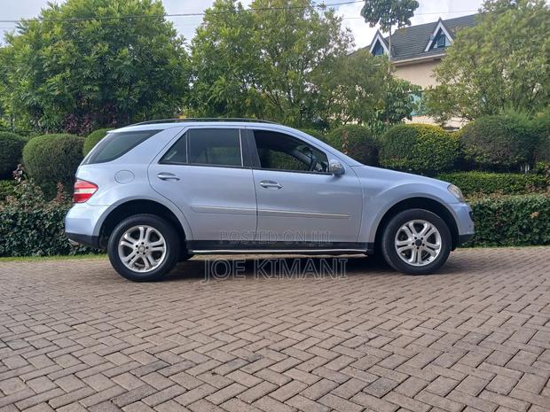 Mercedes-Benz M Class 2007 Blue