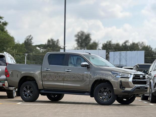Toyota Hilux 2021
