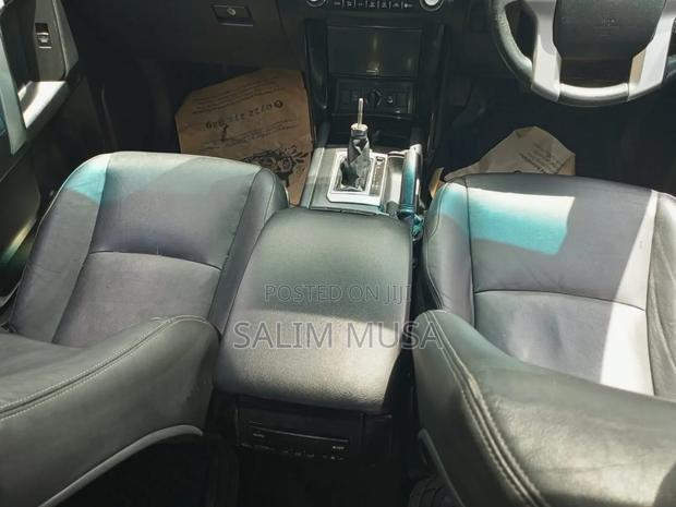 Toyota Land Cruiser Prado 2017 Silver