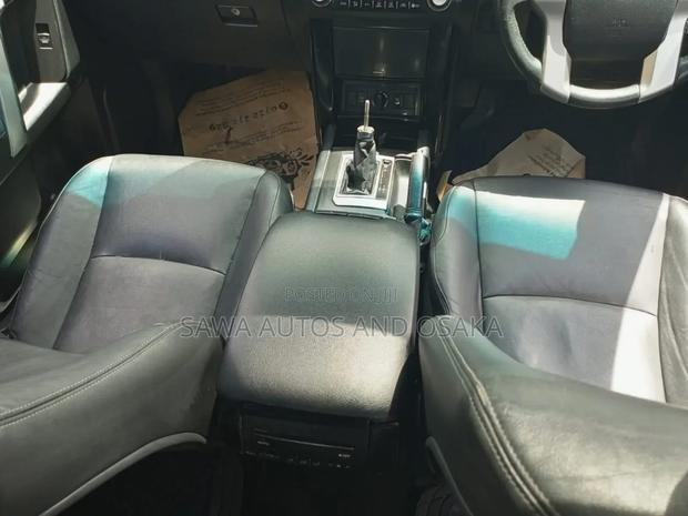Toyota Land Cruiser Prado 2017 Silver