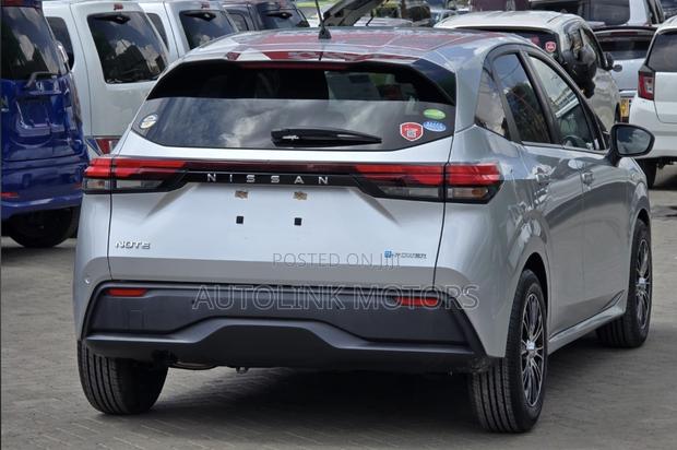 Nissan Note 1.2 Hybrid 2021 Silver