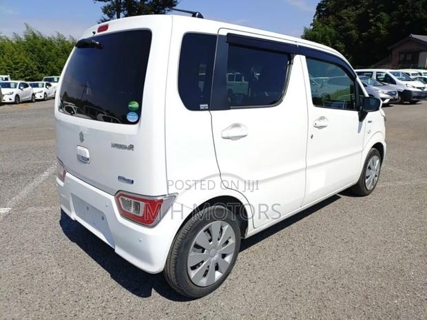 Suzuki Wagon R 2020 White