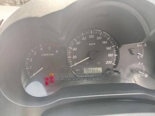 Toyota Hilux 2014 Pearl