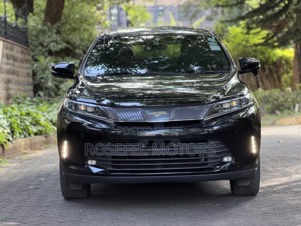 Toyota Harrier 2.0 4WD 2019 Black