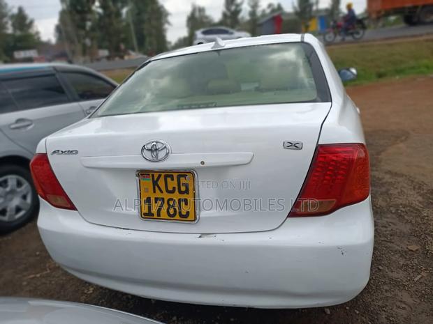 Toyota Axio 2008 White
