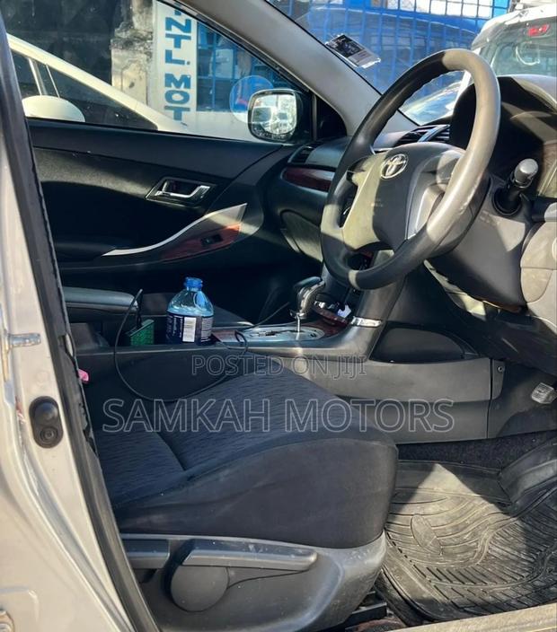 Toyota Allion 2011 Silver