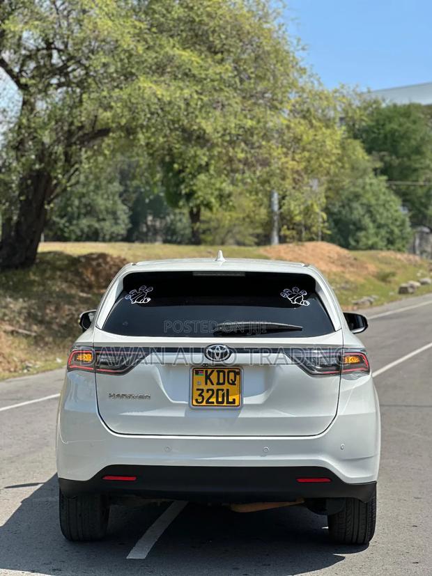 Toyota Harrier 2016 White