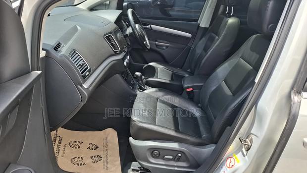 Volkswagen Sharan 2014 Gray