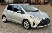 Toyota Vitz 2018 Silver for sale