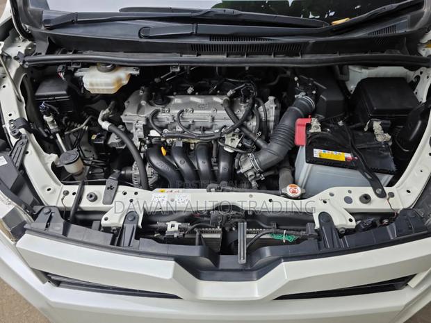 Toyota Voxy 2018 White