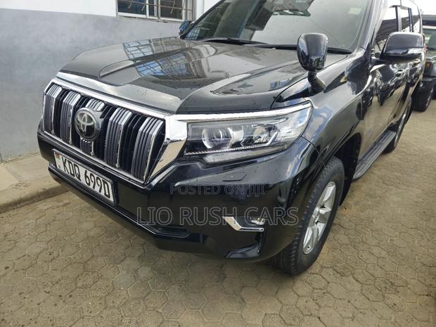 Toyota Land Cruiser Prado 2017 Black