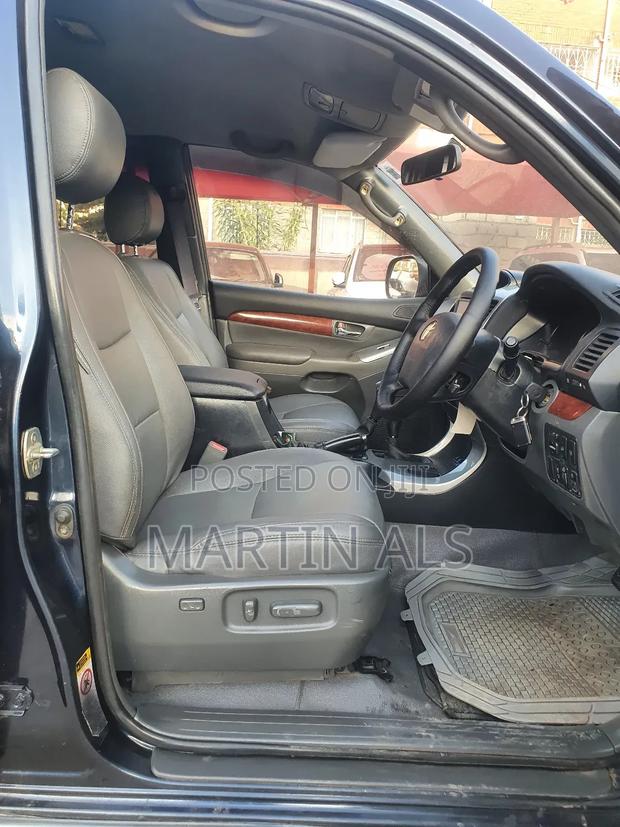 Toyota Land Cruiser Prado 3.0 D-4D 5dr 2005 Blue