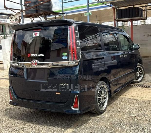 Toyota Noah 2019 Black