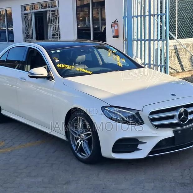 Mercedes-Benz E300 2019 White