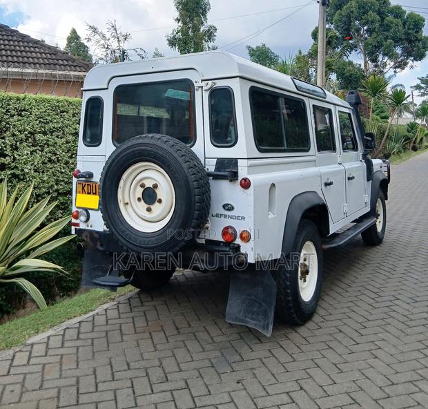Land Rover Defender 2014 White