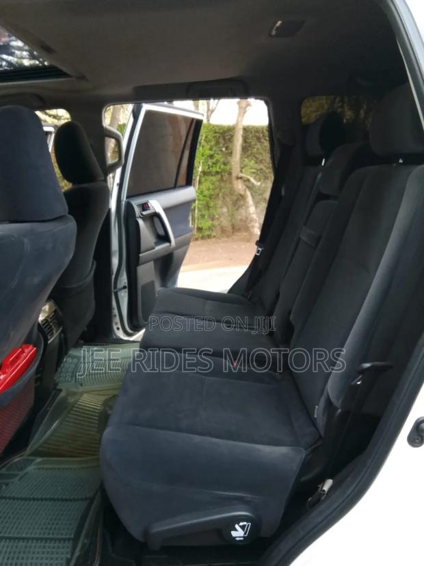 Toyota Land Cruiser Prado 2.7 i 2012 White