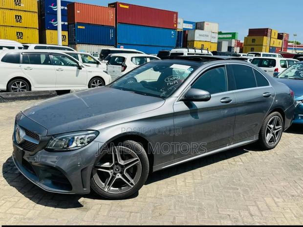 Mercedes-Benz C200 2019 Gray
