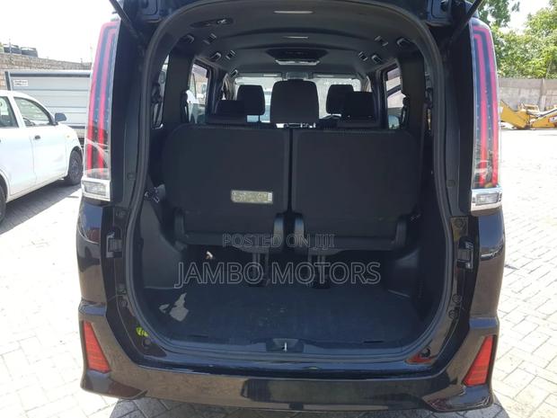 Toyota Noah 2.0 FWD (8 Seater) 2019 Black