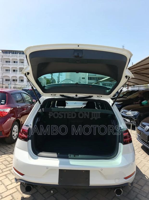 Volkswagen Golf GTI 2.0T SE 2019 White