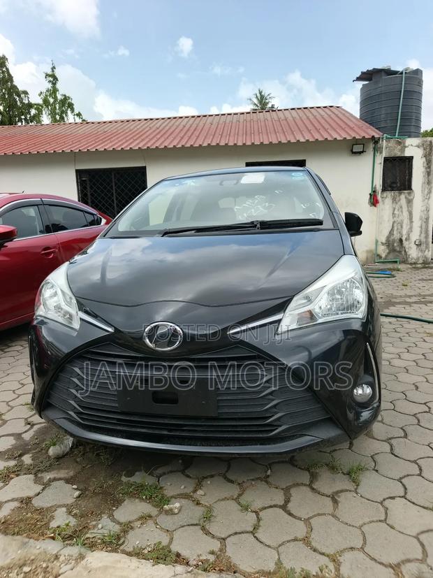 Toyota Vitz 1.3 FWD 5dr 2020 Blue