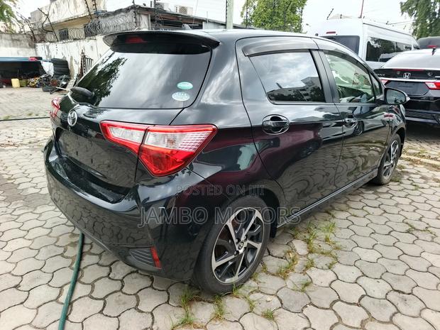 Toyota Vitz 1.3 FWD 5dr 2020 Blue