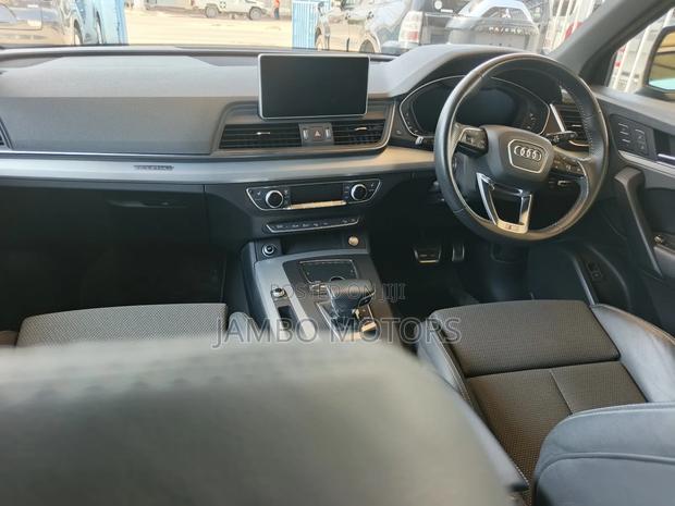 Audi Q5 2.0T Premium AWD quattro 2019 Black