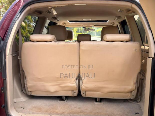 Toyota Land Cruiser 2004 Red
