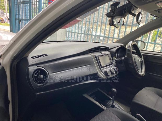 Toyota Corolla Fielder 2018 White