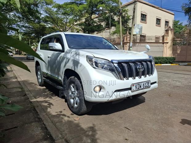 Toyota Land Cruiser Prado 2.7 i 2011 White