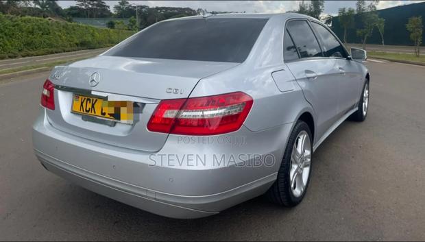 Mercedes-Benz E250 2009 Silver