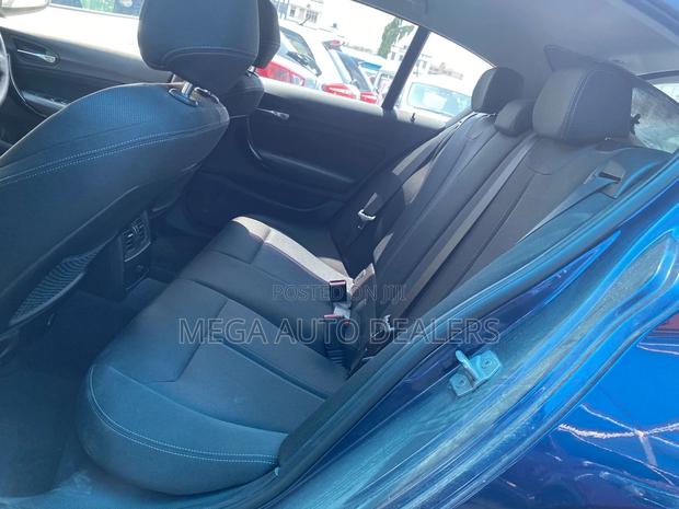 BMW 118i 2018 Blue