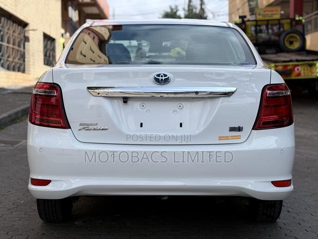 Toyota Axio 1.5 Hybrid G 2WD 2018 White