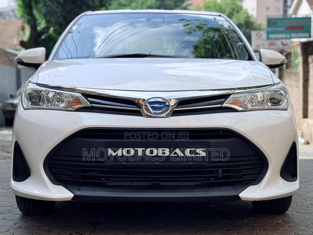 Toyota Axio 1.5 Hybrid G 2WD 2018 White