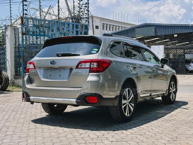 Subaru Outback 2.5i AWD 2018 Silver