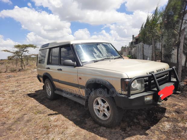 Land Rover Discovery 2004 Gold